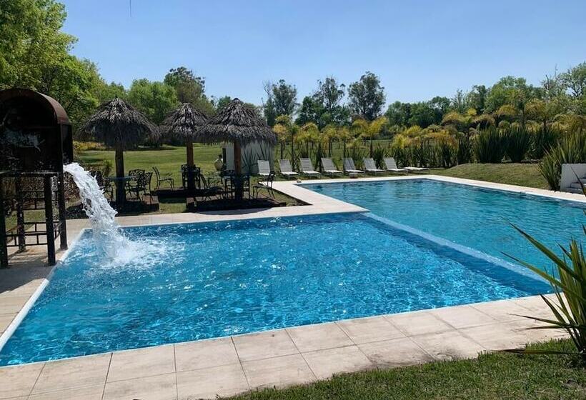 فندق ريفى Hacienda Tzintzimeo