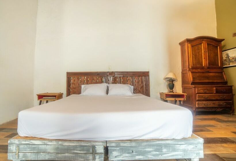 فندق ريفى Hacienda Tzintzimeo