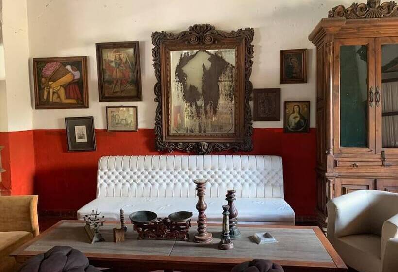 فندق ريفى Hacienda Tzintzimeo