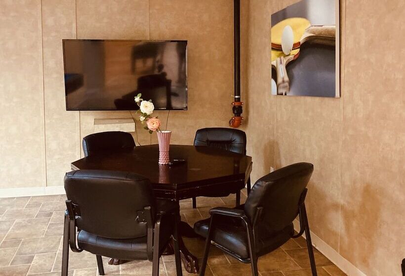 ホテル Target Hospitality Odessa East Lodge