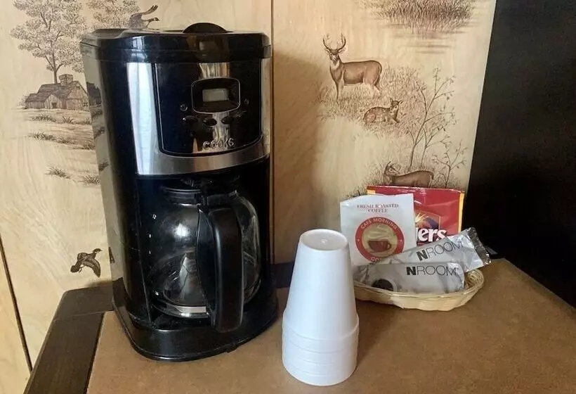 Motelli Hidden Lake Resort