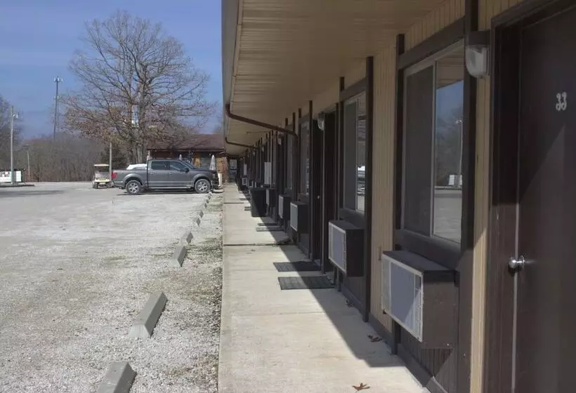 Motelli Hidden Lake Resort