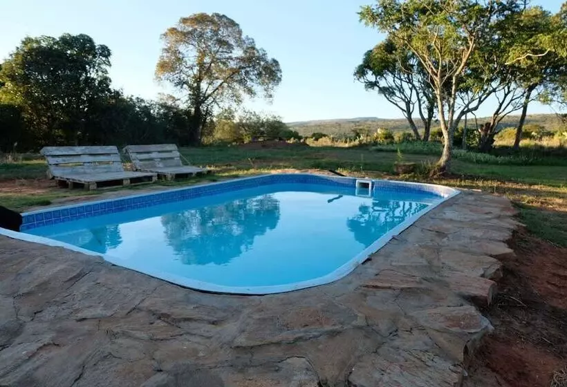 پانسیون Seven Fountains Farm