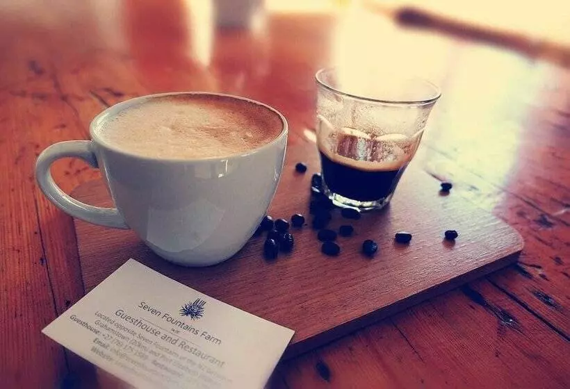 پانسیون Seven Fountains Farm