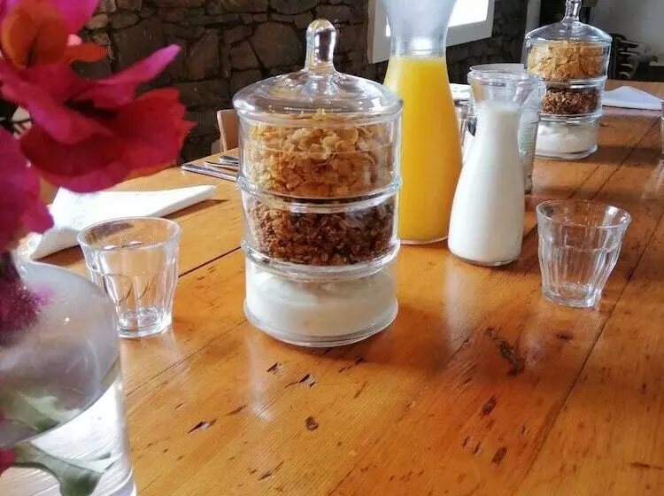 پانسیون Seven Fountains Farm