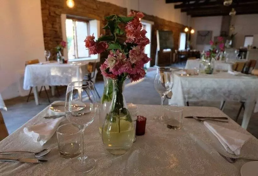 پانسیون Seven Fountains Farm