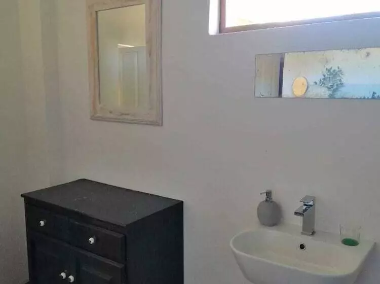 پانسیون Seven Fountains Farm