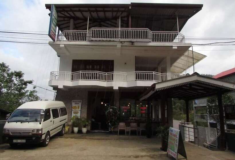 Hotell Adams Peak Inn