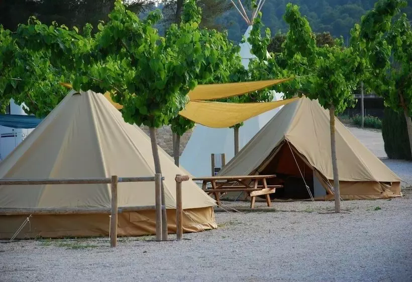 هتل Camping El Roble