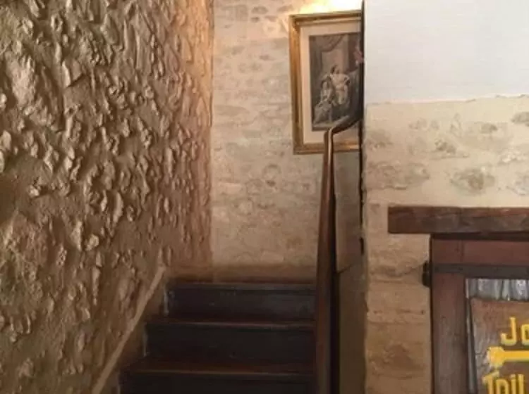 ベッドアンドブレックファースト Le Cheval Blanc