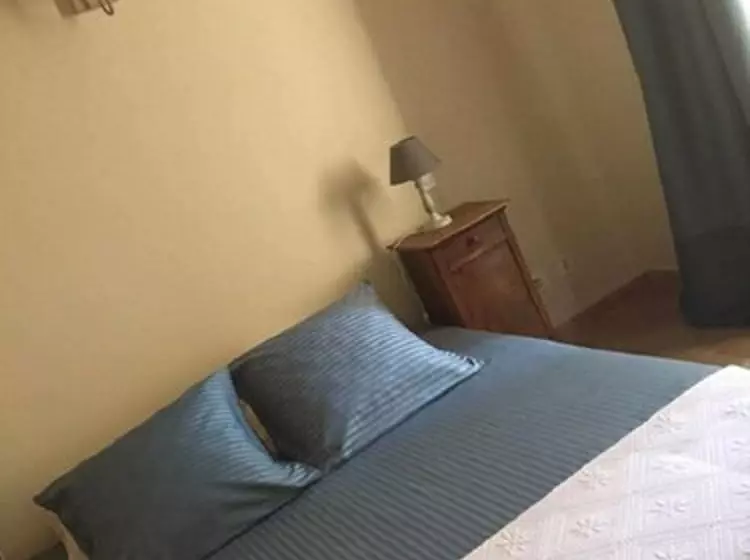 ベッドアンドブレックファースト Le Cheval Blanc