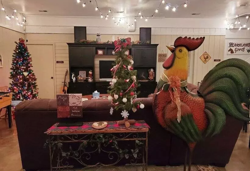 Heartland Country Resort & Lodge