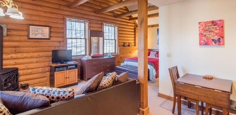 Heartland Country Resort & Lodge