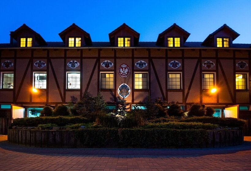 بنسيون Akademia Kuraszkow