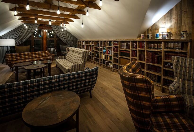 بنسيون Akademia Kuraszkow