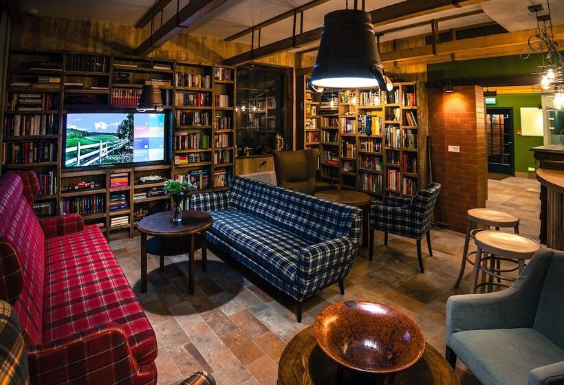 بنسيون Akademia Kuraszkow