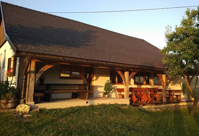 پانسیون Tourist Farm Strle With Great Local Food