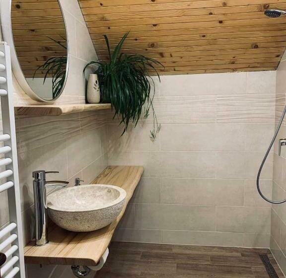 پانسیون Tourist Farm Strle With Great Local Food