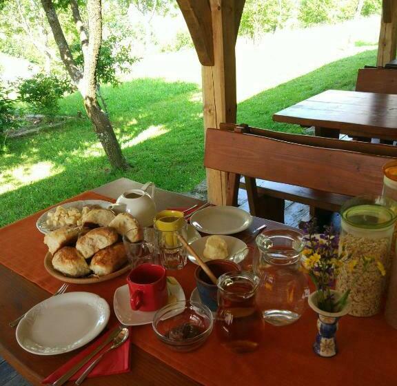 پانسیون Tourist Farm Strle With Great Local Food
