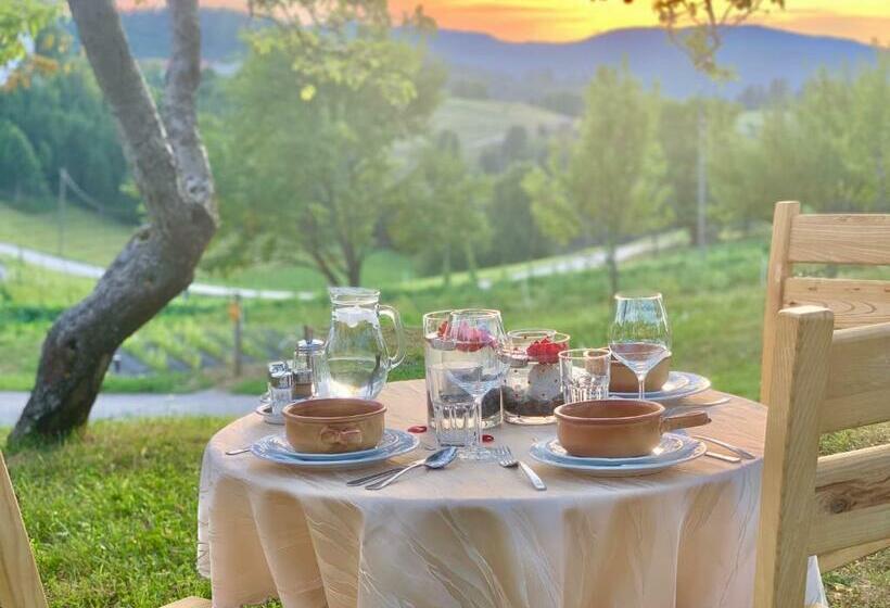 پانسیون Tourist Farm Strle With Great Local Food