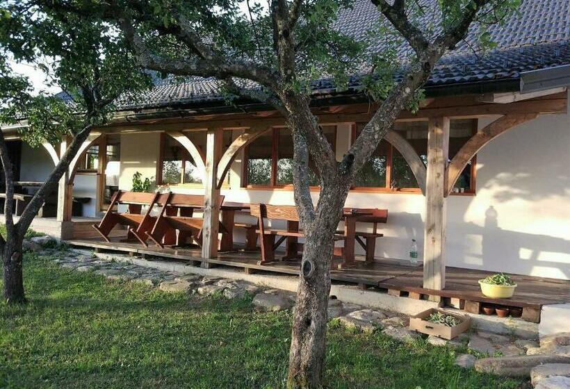 پانسیون Tourist Farm Strle With Great Local Food