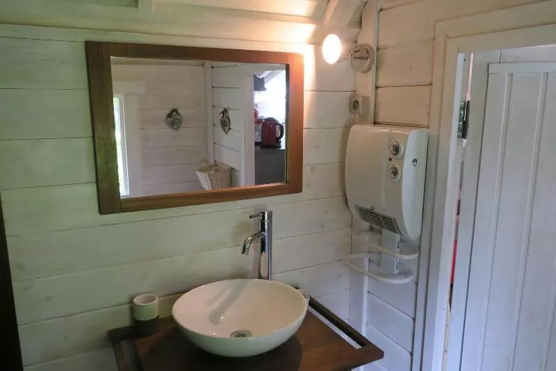 Aamiaismajoitus (B&B) Hebergement Insolite La Naomath