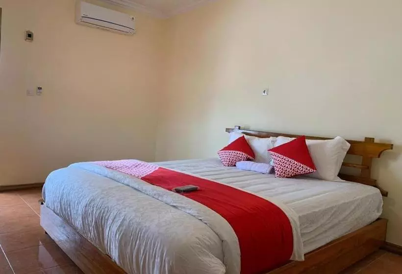 Hotel Oyo 3168 Utama Sari Residence