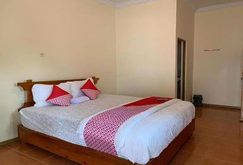 Hotel Oyo 3168 Utama Sari Residence