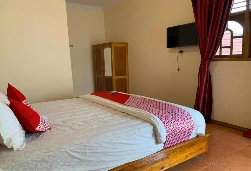 Hotel Oyo 3168 Utama Sari Residence