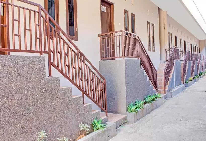 ホテル Oyo 3394 Apm Residence Syariah