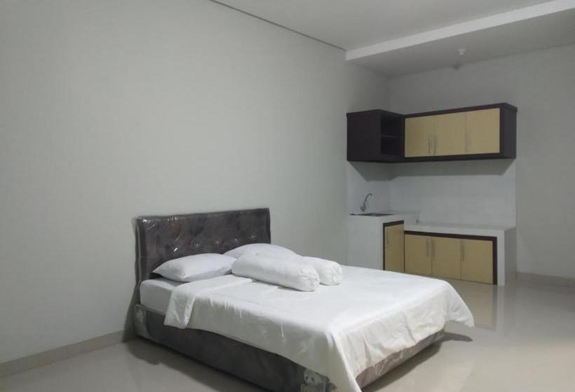Hotel Oyo 3394 Apm Residence Syariah