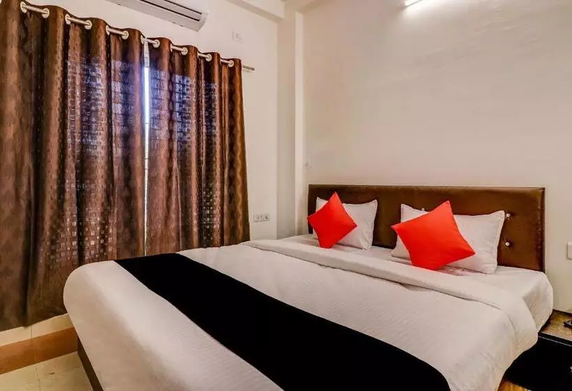 Capital O Hotel Jd3 International