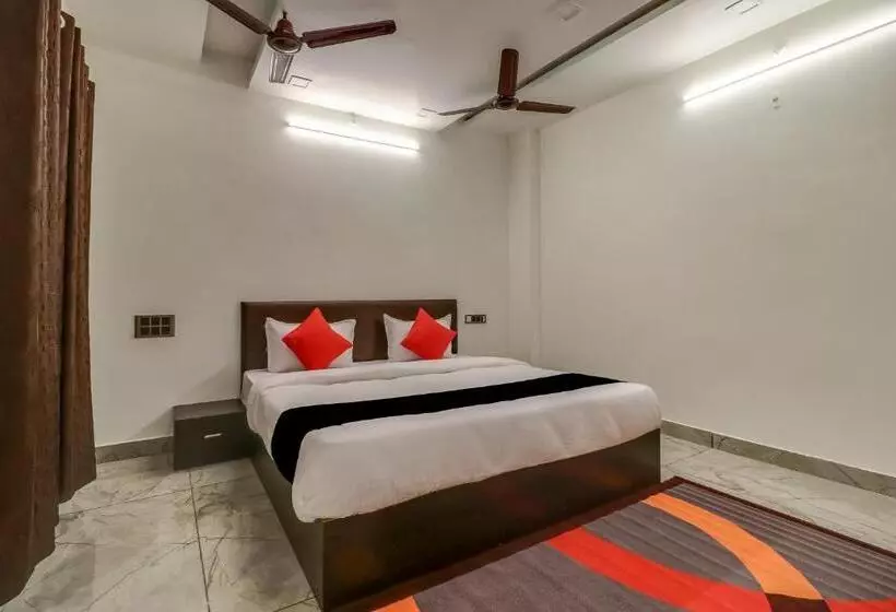 Capital O Hotel Jd3 International