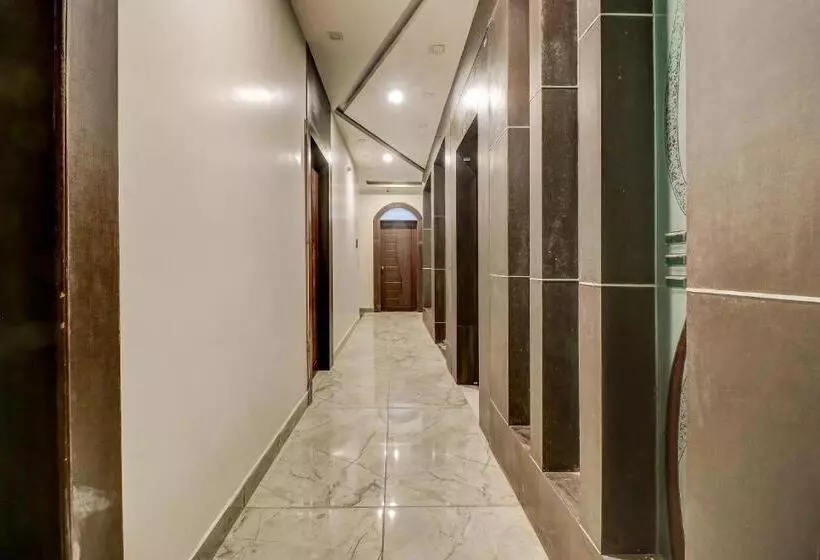 Capital O Hotel Jd3 International