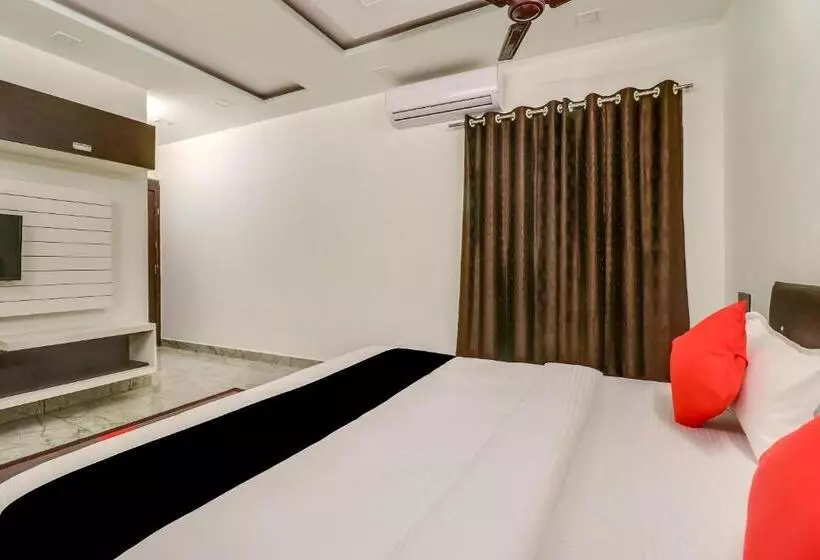 Capital O Hotel Jd3 International