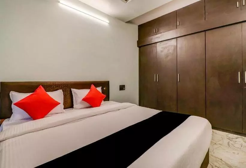 Capital O Hotel Jd3 International