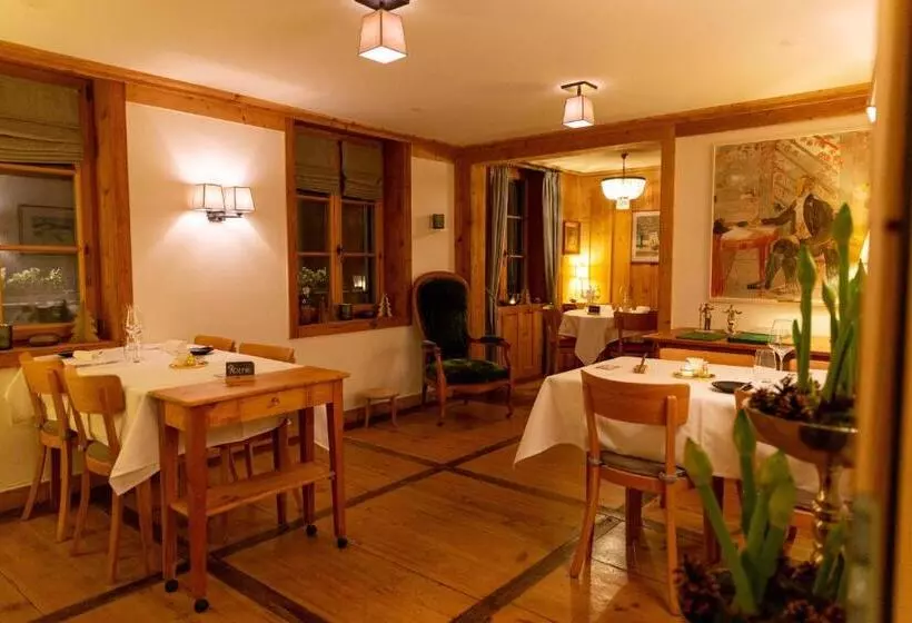 Hotelli Gasthof Zum Schlüssel