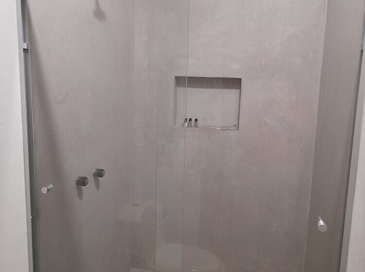 בית מלון כפרי Grand View Suites