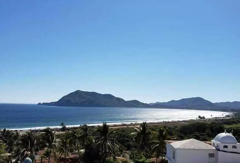 Hotelli Grand View Suites