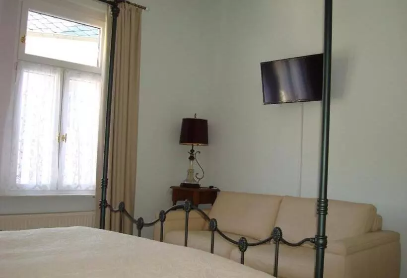 Hotelli Historischer Winzerverein Boutique B&b