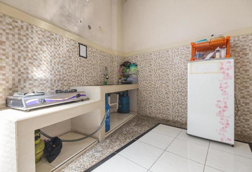 Szálloda Koolkost Female Syariah Near Undip Pleburan