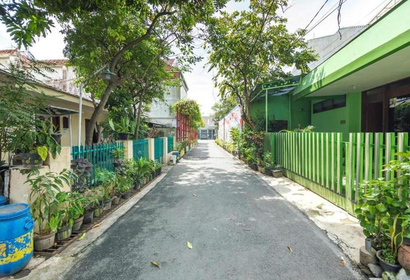 Szálloda Koolkost Female Syariah Near Undip Pleburan