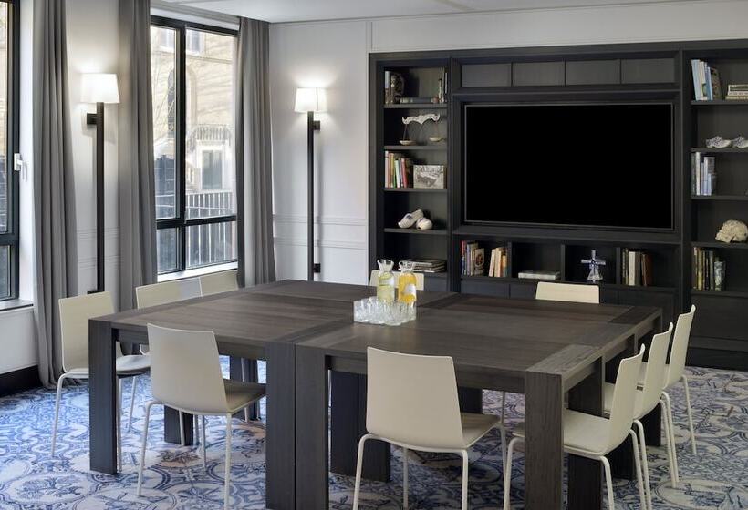 Mövenpick Hotel The Hague