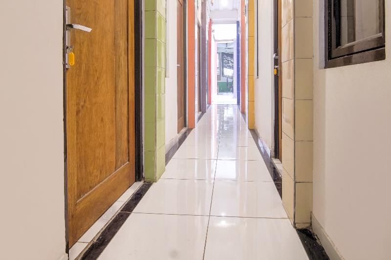 בית מלון כפרי Oyo 3317 Maju Jaya Residence