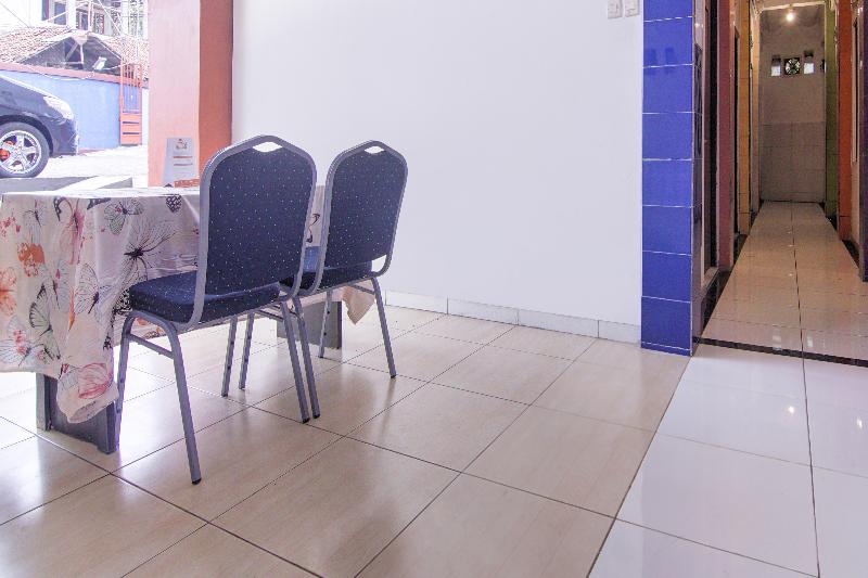 בית מלון כפרי Oyo 3317 Maju Jaya Residence