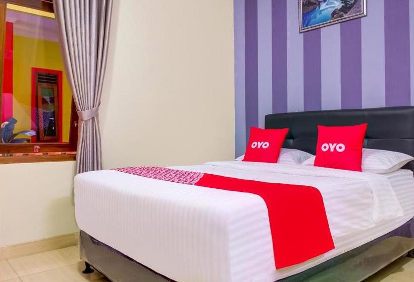 Hotell Oyo 3418 Penginapan May Lindon
