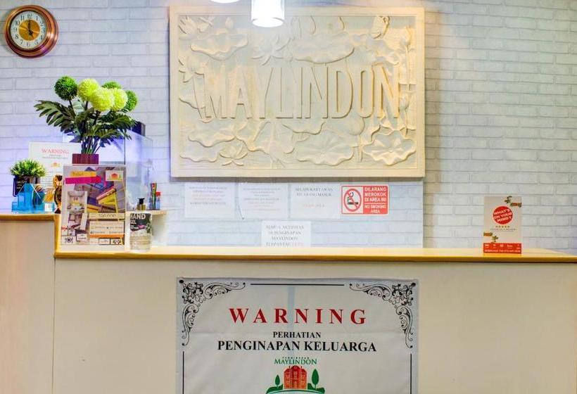 Hotell Oyo 3418 Penginapan May Lindon