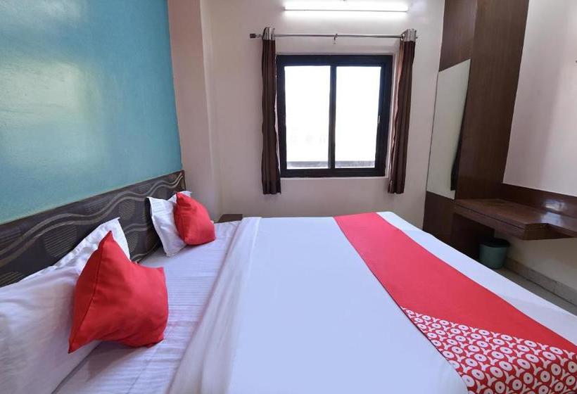 ホテル Oyo 71058 Ganga