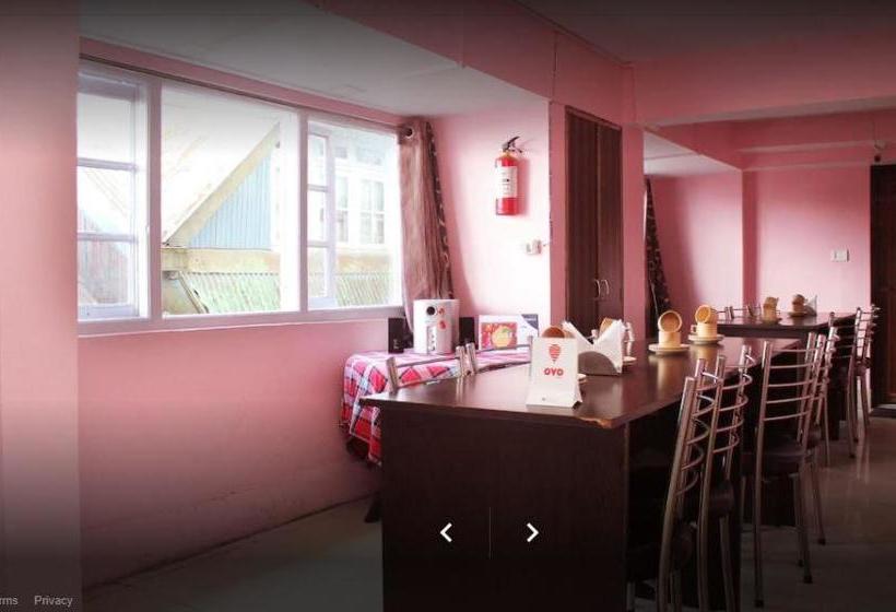 Hotel Goroomgo Sangeeta Paradise Nainital