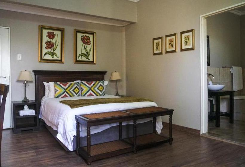 Пансион Fatmols Guest Lodge